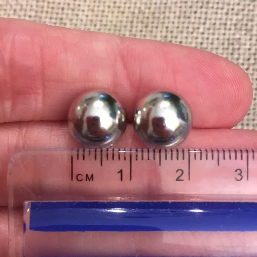 Silvertone 9-10mm Ball Clip Earrings